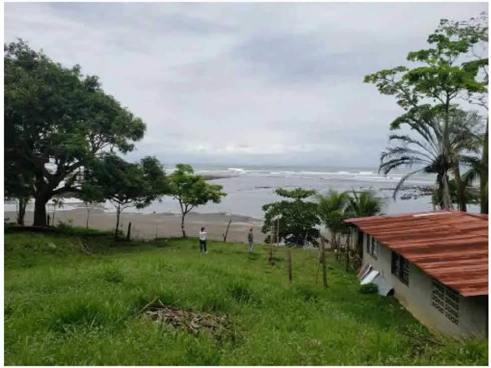 Venta de Terreno con Playa, Esterillos, Puntarenas (DAV)