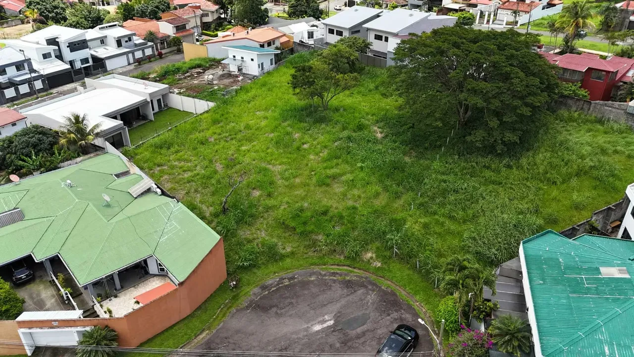 Lot for sale Bosques de doña Rosa $500,000