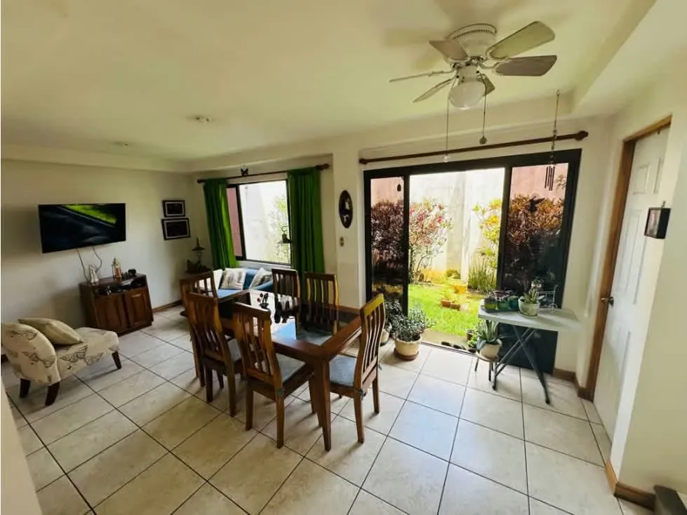 Venta de Casa en San Joaquín de Flores