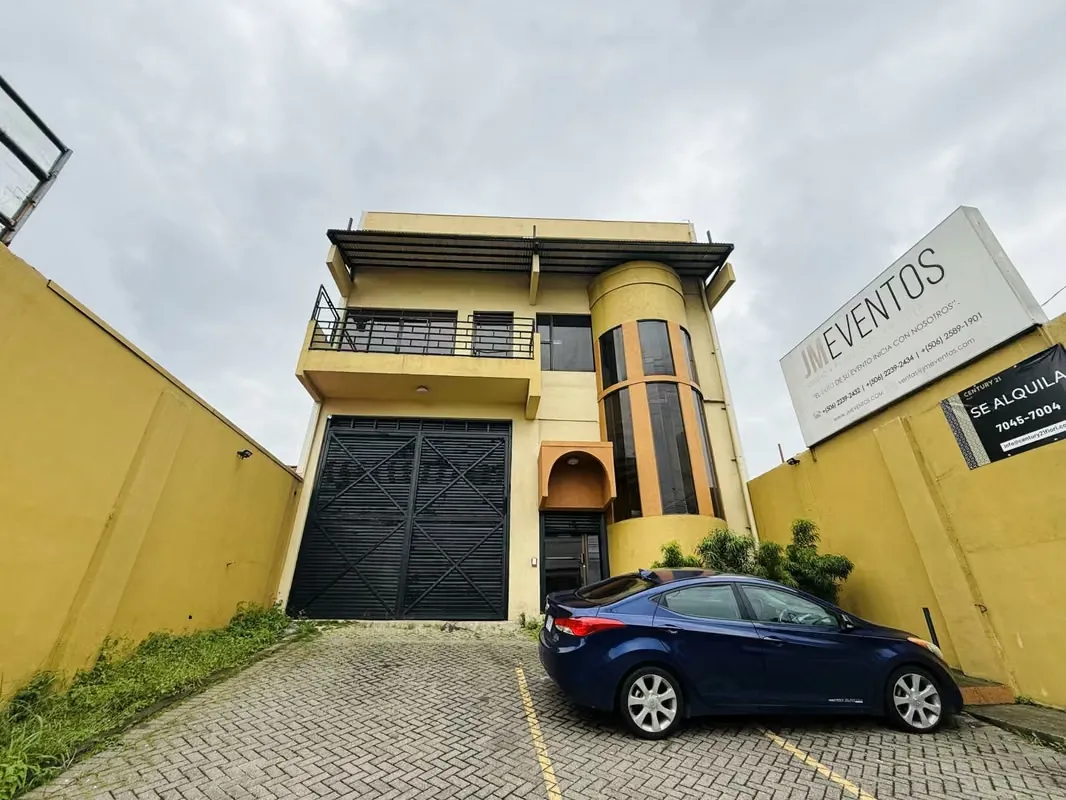 Alquiler de Edificio Comercial San Antonio de Belén