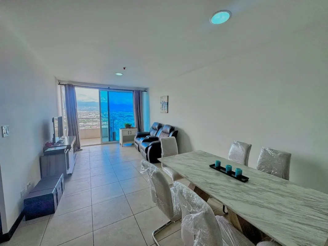 ALQUILER DE APARTAMENTO - TORRES PASEO COLÓN*