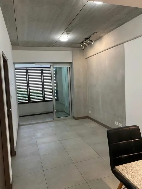 Exclusiva torre de solo 101 unidades y grandes amenidades ...