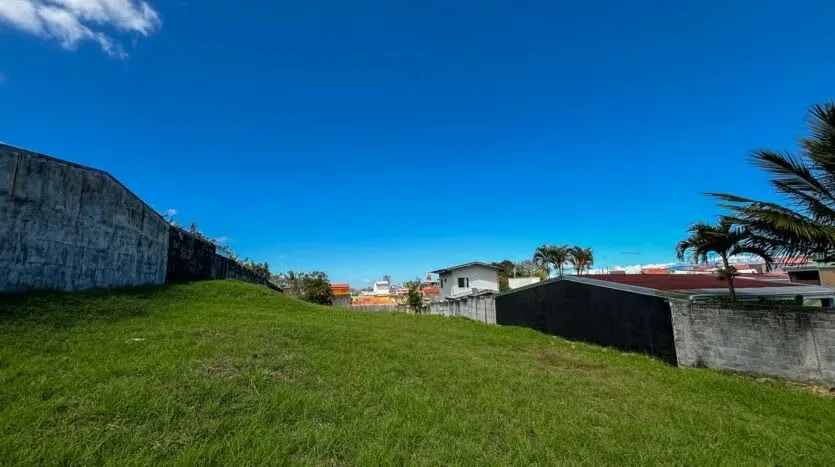 Venta de lote en Zapote, Quesada Durán