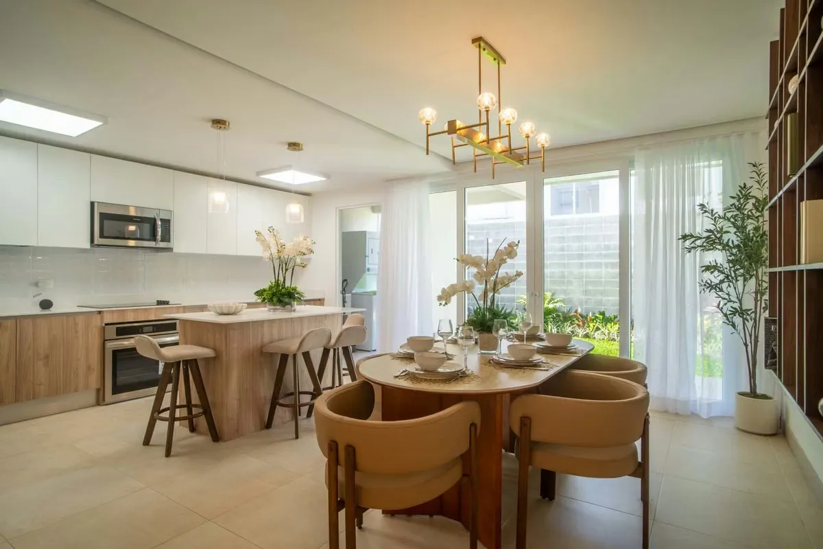 Vivir en una de las mejores ubicaciones y cantones del país como lo es Belén y además con una excelente ubicación en un exclusivo condominio de solamente 125 ...