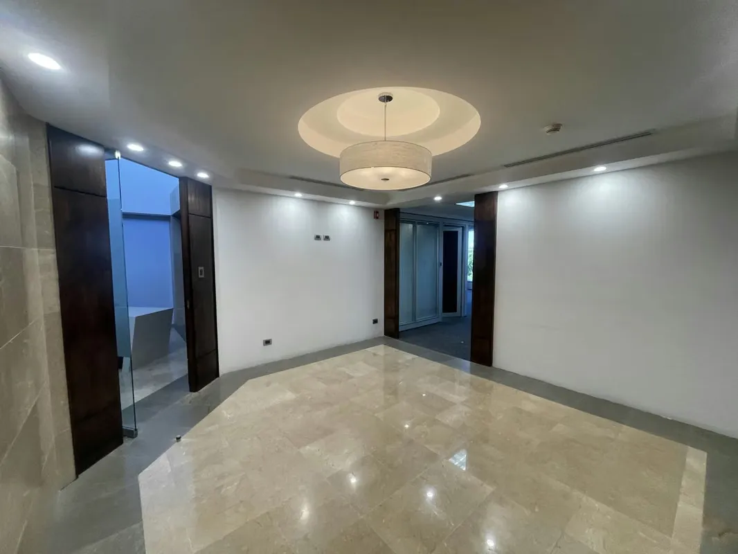 BY LINDORA HUGE OFFICE FOR RENT 2 FLOORS 10 parking spaces