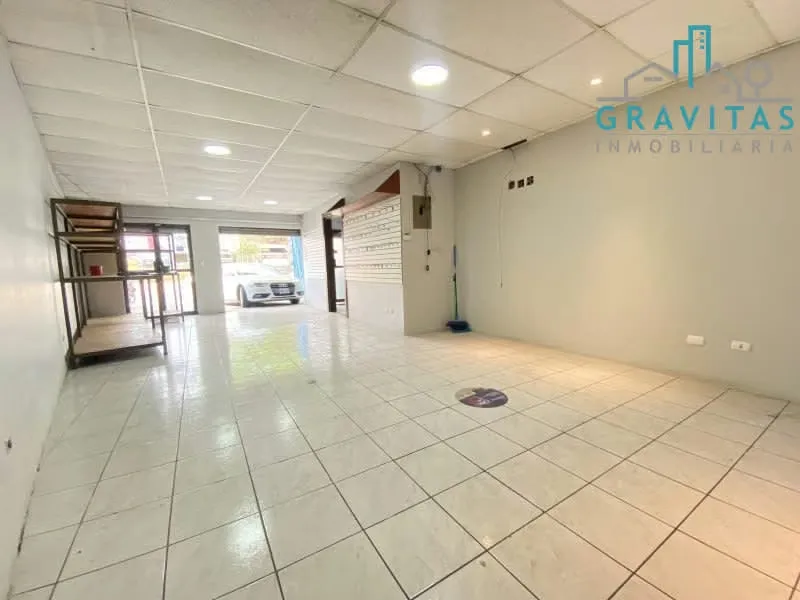 Locales comerciales en Heredia | FRENTE A CALLE PRINCIPAL | 50 m2 | F 394