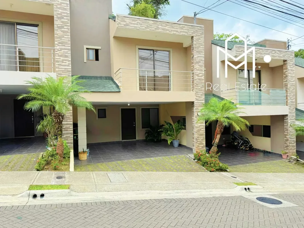 Venta de casa en condominio Altavista Ciudad Colon
