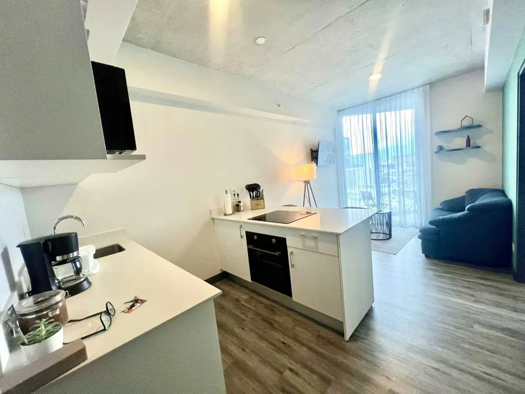 OPORTUNIDAD!!!VENTA APTO FULL AMOBLADO Y PARQUEO  EN SCERT 45M2 PISO ALTO  EN SABANA