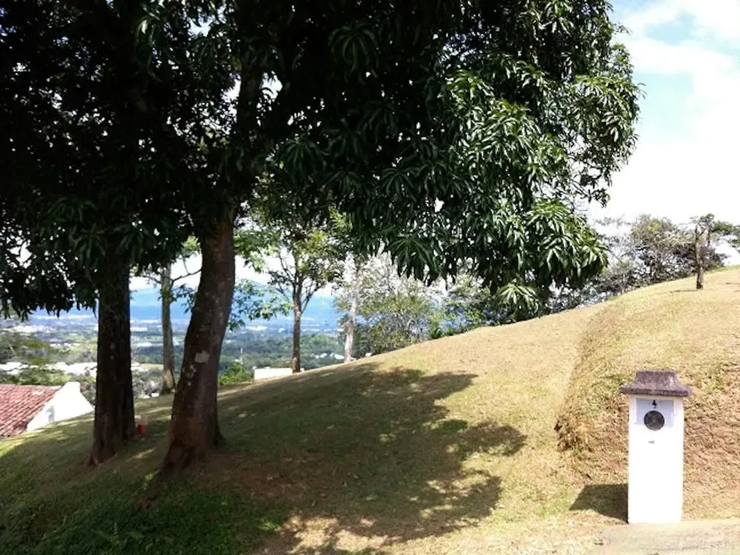 VENTA DE LOTE EN CONDOMINIO ALTAMIRA - CIUDAD COLON