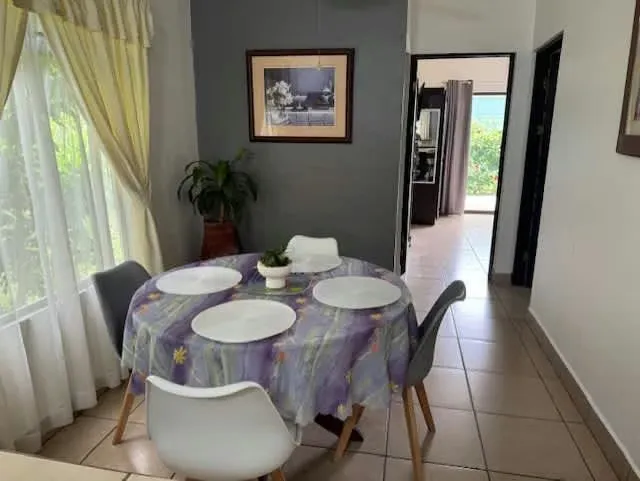 Alquiler de casa muy confortable, a 5 minutos de playas del coco