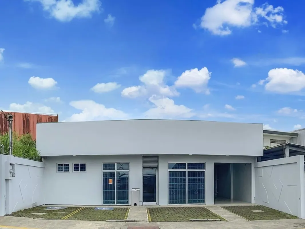 Venta de Oficina Comercial en Ciudad Quesada