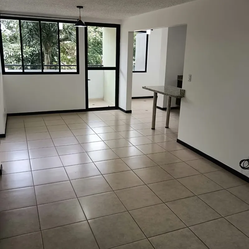 Apartamento 2 dormitorios 2 parqueos, Condominio Paso Real, Concasa