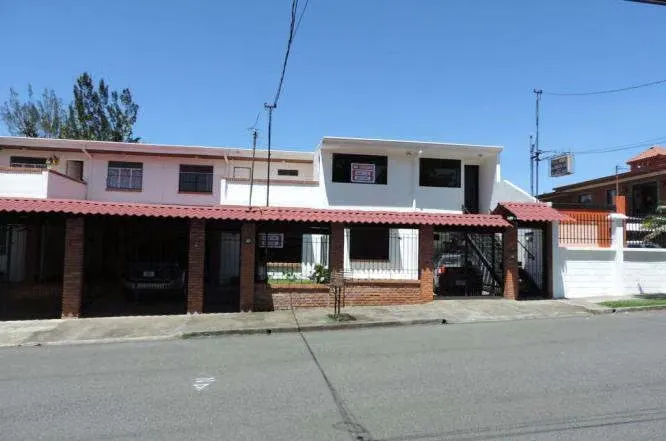 LC- id 39660 Venta de casa uso de suelo mixto - Tres ríos