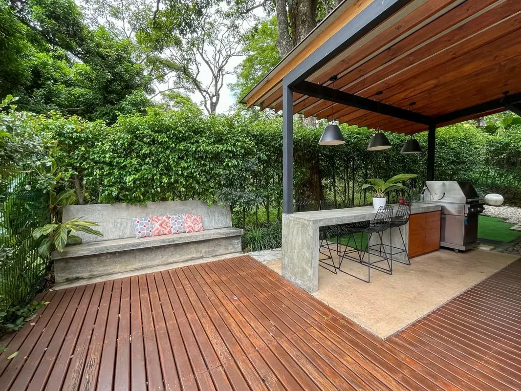 For Sale. Ciudad Colon. Sourrounded by nature and 24/7 security