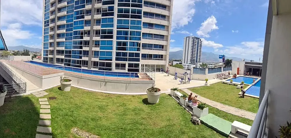 Apartamento de 47 m2, 1 Hab, Condo Torres Los Yoses, San Pedro