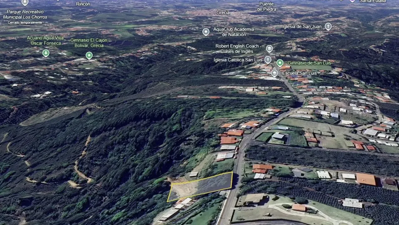 Ideal lot for a cabin near the Poás Volcano. Approximately 20 minutes from the Poás Volcano.