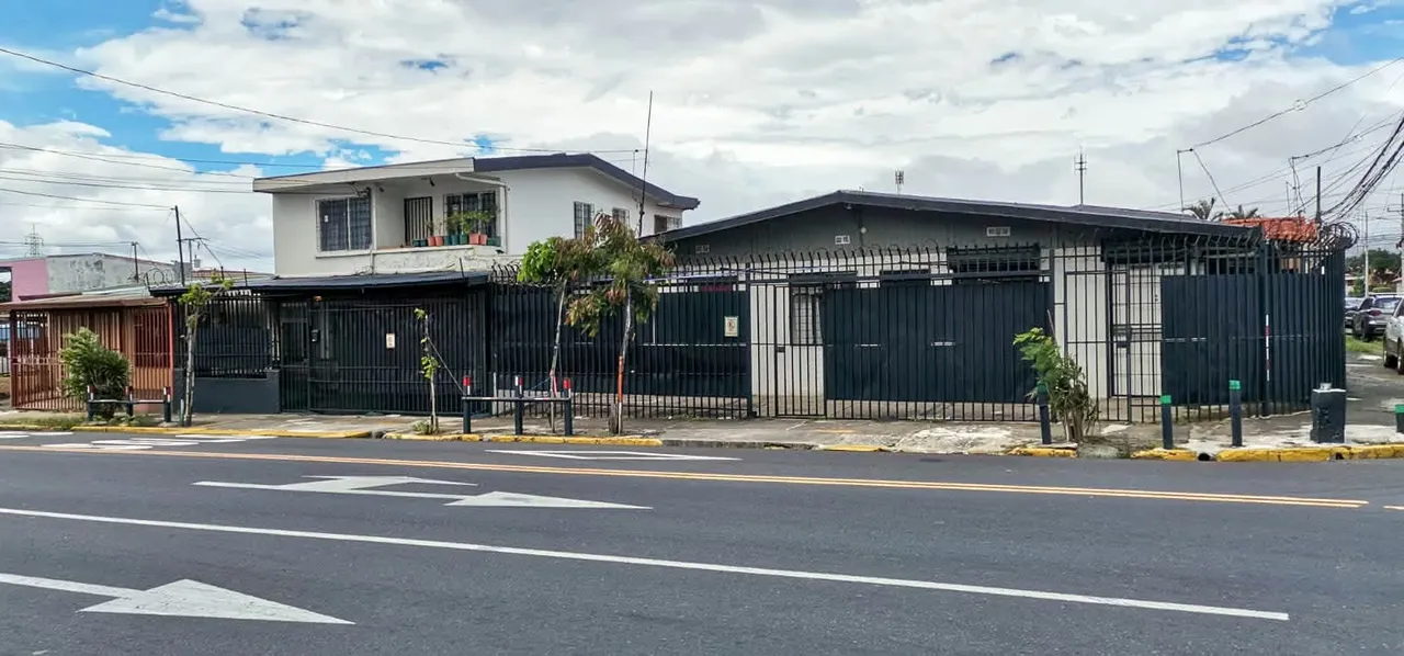 VENTA DE 4 APARTAMENTOS Y 1 CASA ESQUINERA, SAN JUAN, TIBÁS, SAN JOSÉ