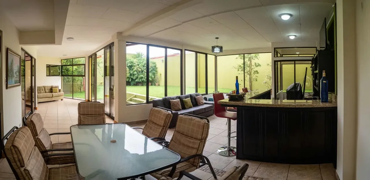 HOUSE FOR SALE IN LA UNION, TRES RIOS
