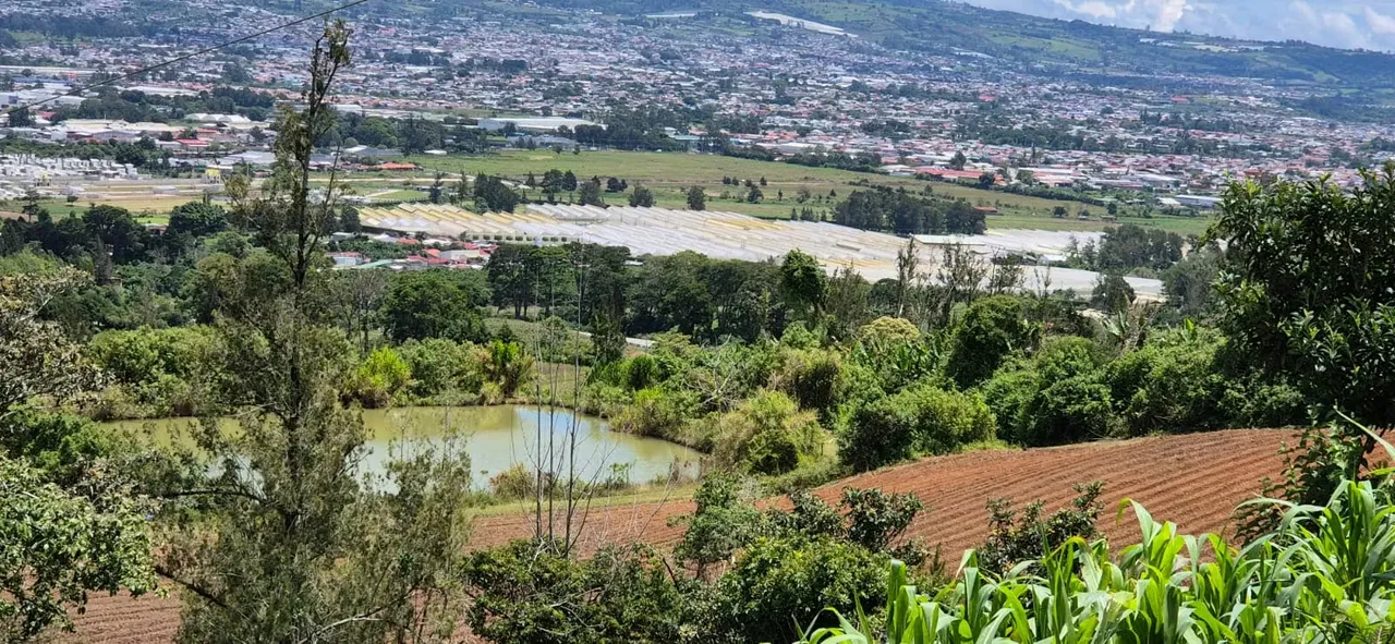 Terreno en venta en Barrancas de El Guarco de Cartago. $57.40 Xm2. ID24627