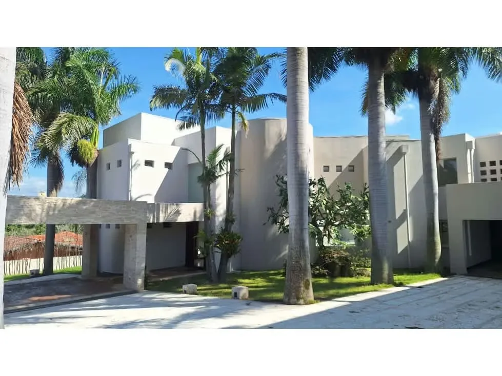 VENTA DE CASA, RESIDENCIAL MANANTIALES, BELEN (DAV)