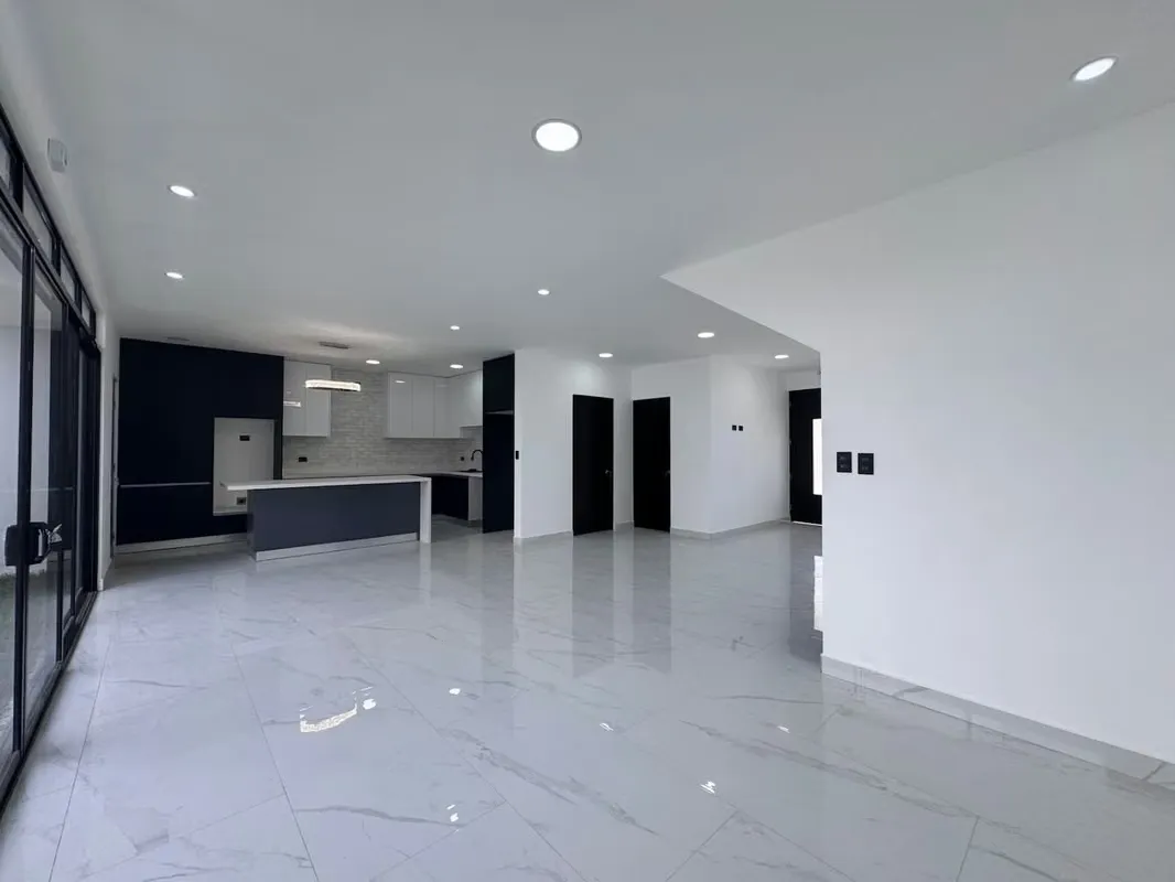 Brand-New House for Sale with Spectacular View
