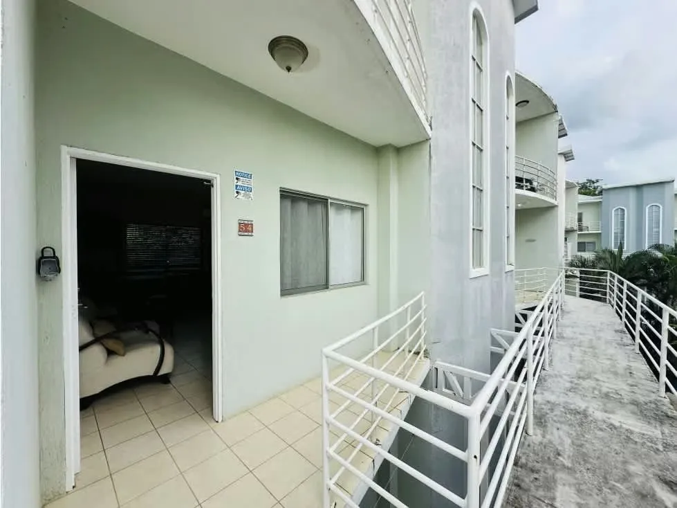 Modern Living in the Heart of Tamarindo Condominium #2 offers the perfect blend of comfort, style, and location in one of Tamarindo’s most vibrant areas. ...