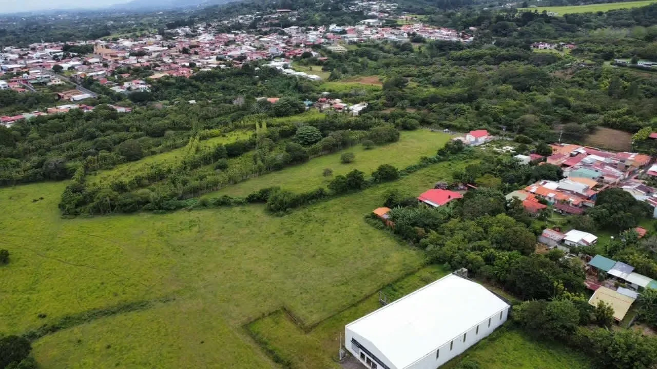 SE VENDE BODEGA SANTA BARBARA HEREDIA