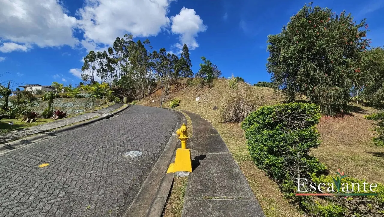 Venta de Terrenos en Condominio Colinas de Monte Alegre – Tres Ríos