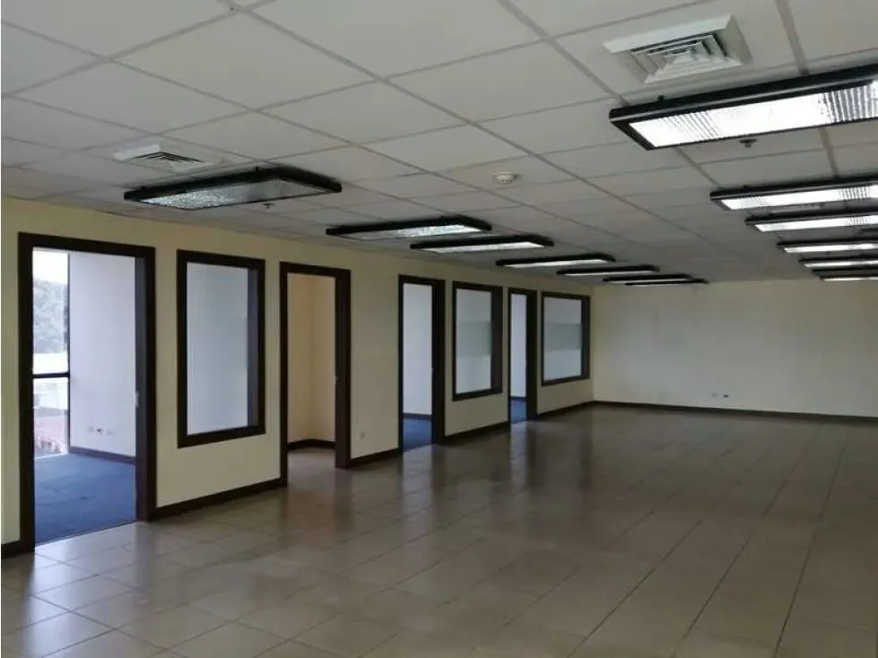 Oficina en alquiler en Sabana, Oficentro. PC 2917576