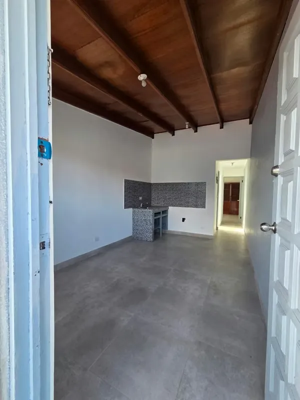 Apartamento en alquiler en Tibás centro – Excelente ubicación ¢220.000