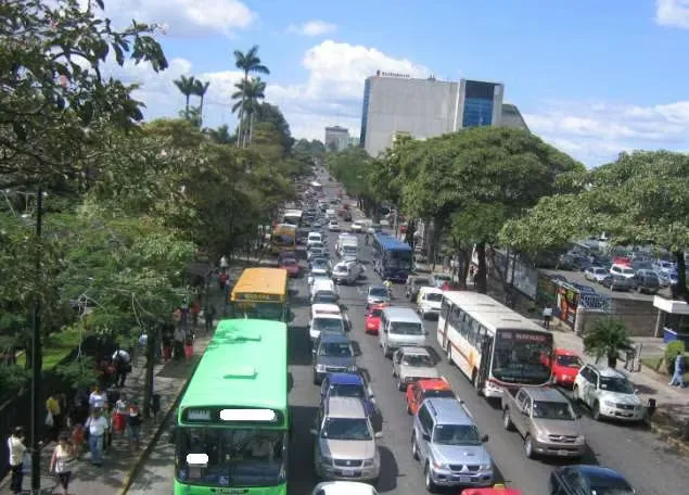 Venta de terreno Parqueo Público, cercanías JPS, San José