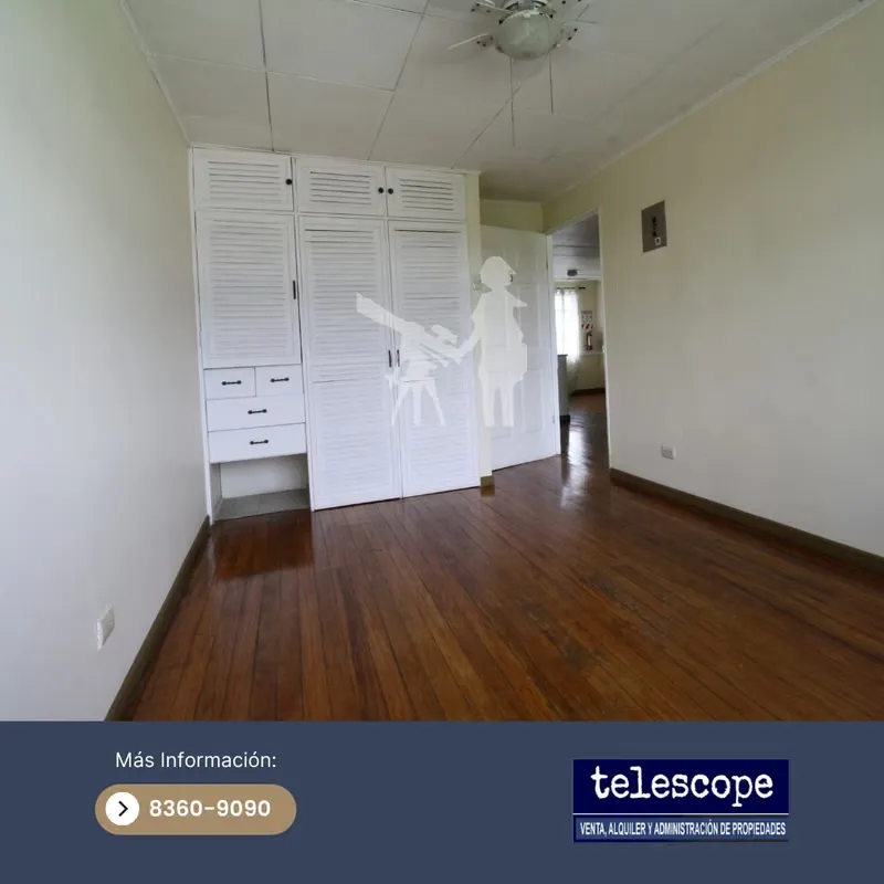 Complejo con 8 oficinas en el Centro de Alajuelita, cuenta cocineta equipada, zona de recepción, baños con adaptación según ley ...