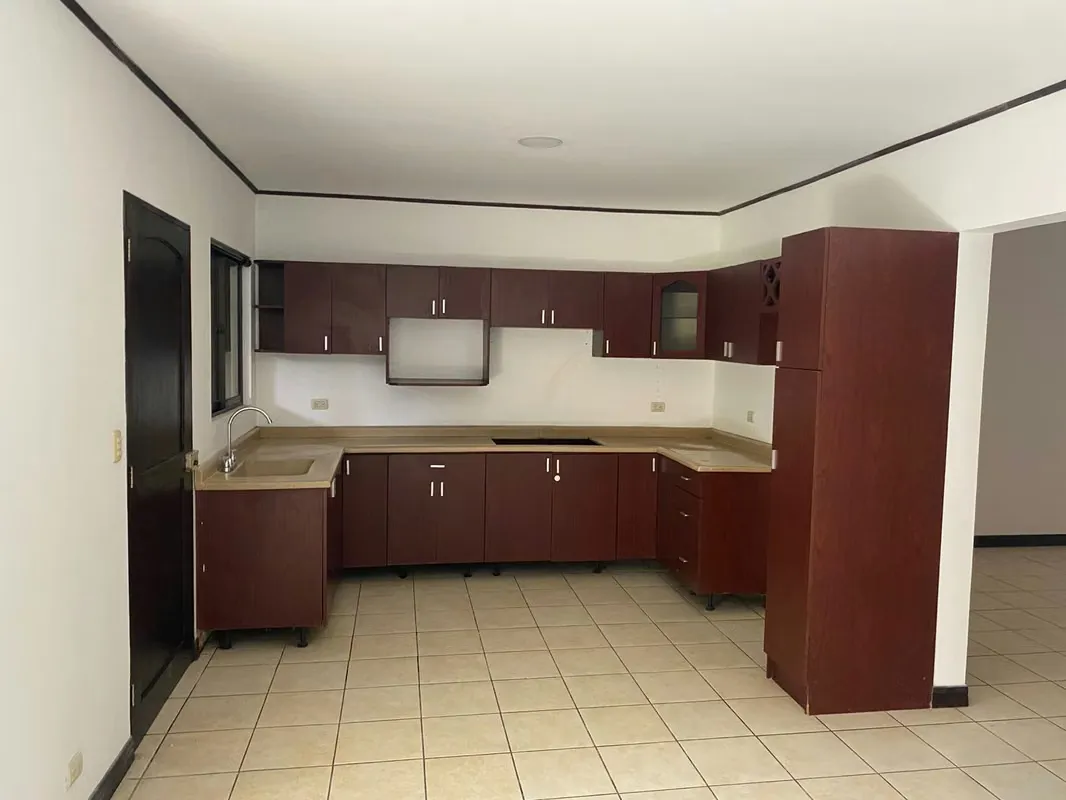 Venta de casa de un nivel Residencial Estancia Antigua - Tres Ríos 5938