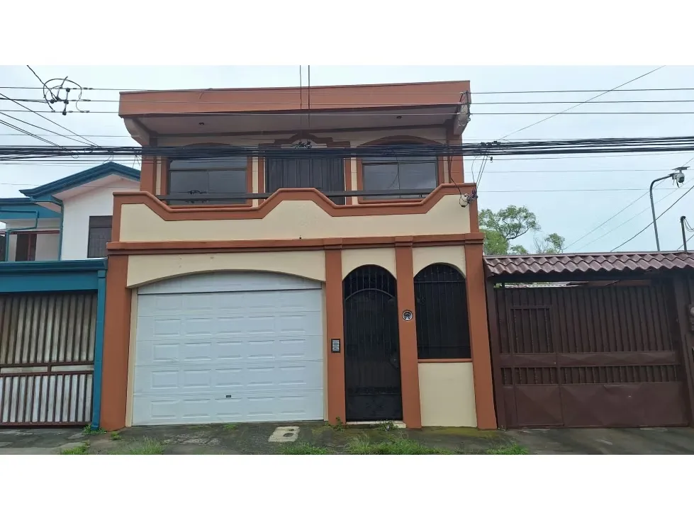Venta de Casa en Urbanización Biamonte, Vásquez de Coronado