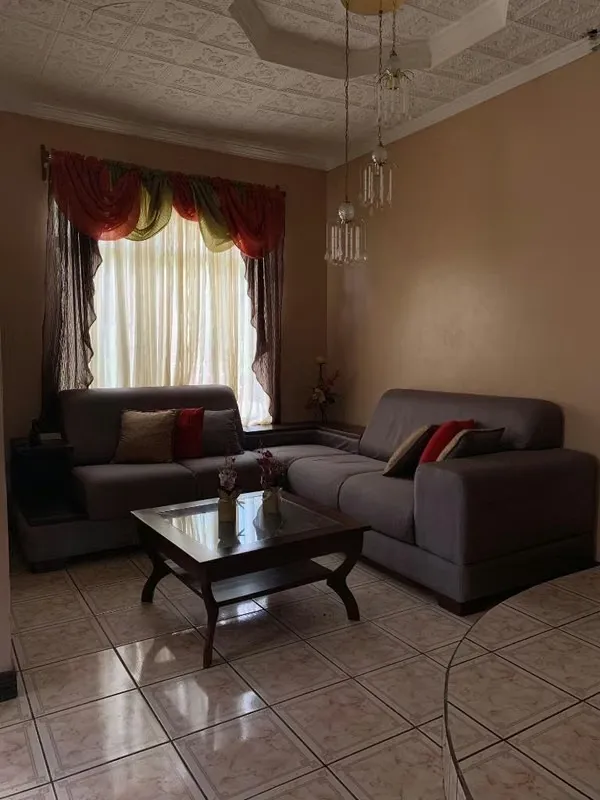 Hermosa casa de alquiler en san isidro decgrecia