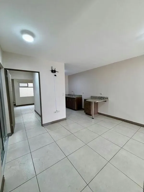 Alquiler de bonito y cómodo apartamento en la URUCA cerca de Repretel.