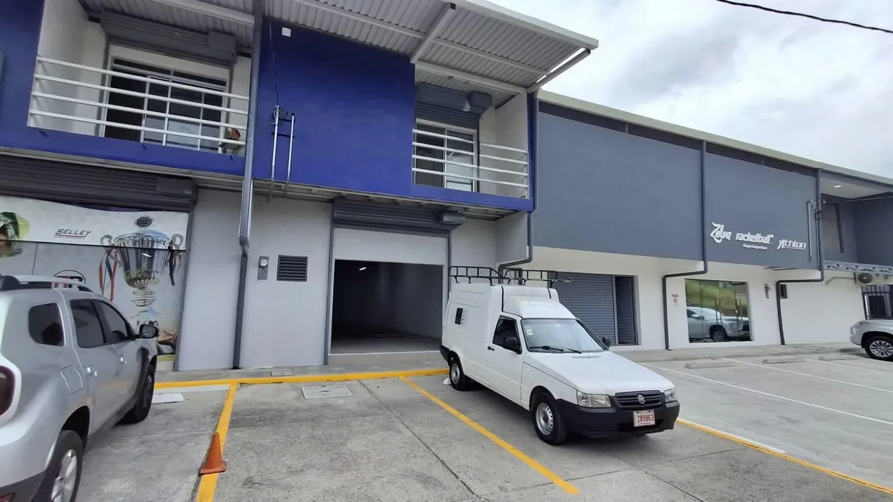 Warehouse for Rent – Barrio Corazón de Jesús, San José