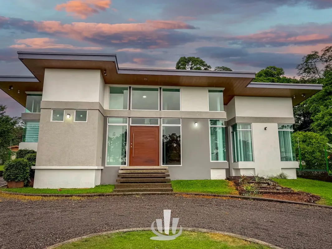 Casa en Venta en Guápiles, Limón
