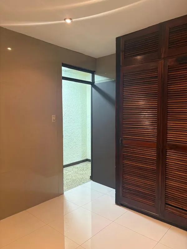 Apartamento en alquiler recién remodelado, seguro y listo para estrenar!