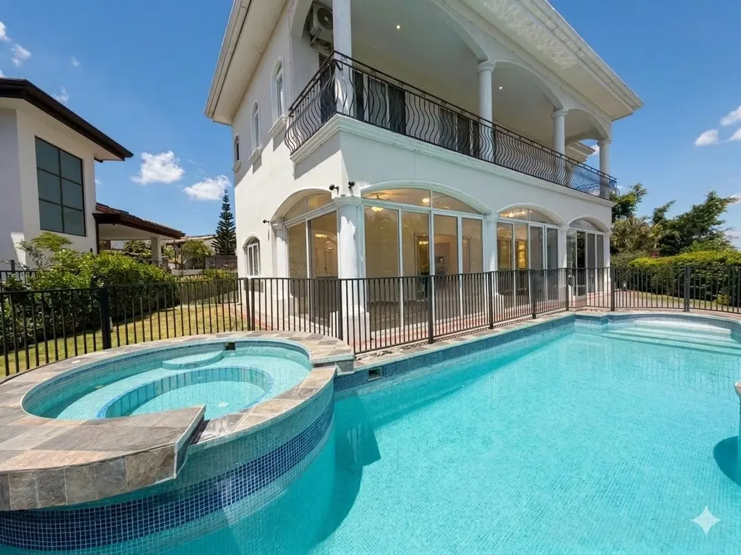 Spacious home located in one of the most exclusive gated communities in the west side, Villa Real. An elegant property with an ...