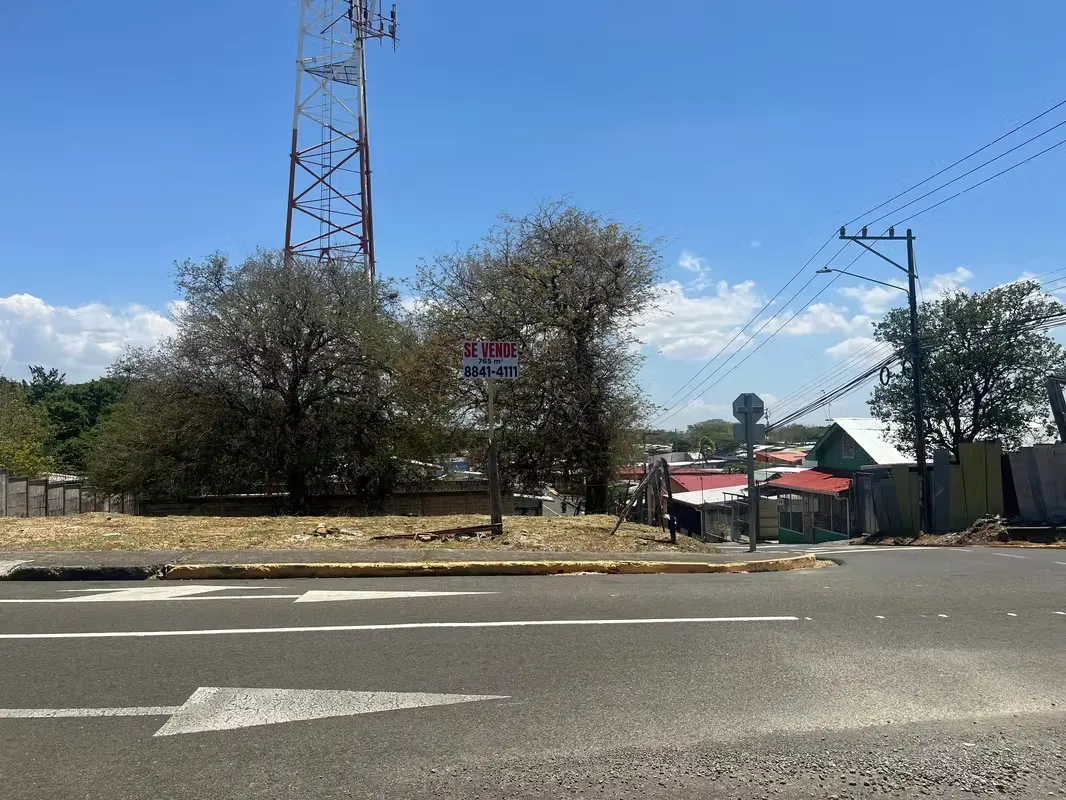 Guanacaste - Cañas - lote esquinero