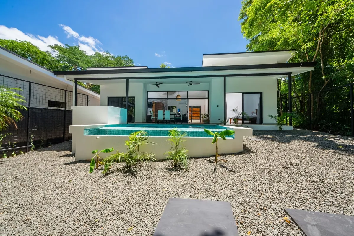 Casa a la venta con piscina cerca de Tamarindo