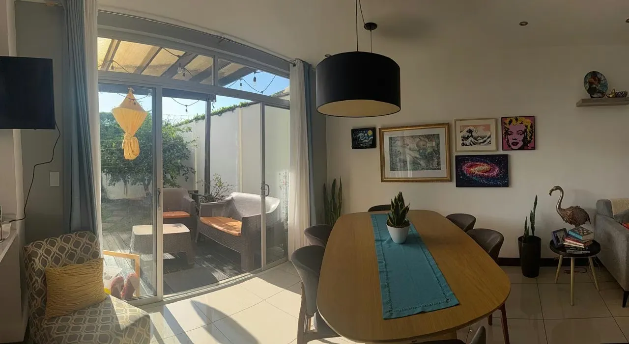 Casa Moderna en Condominio Seguro - Moravia