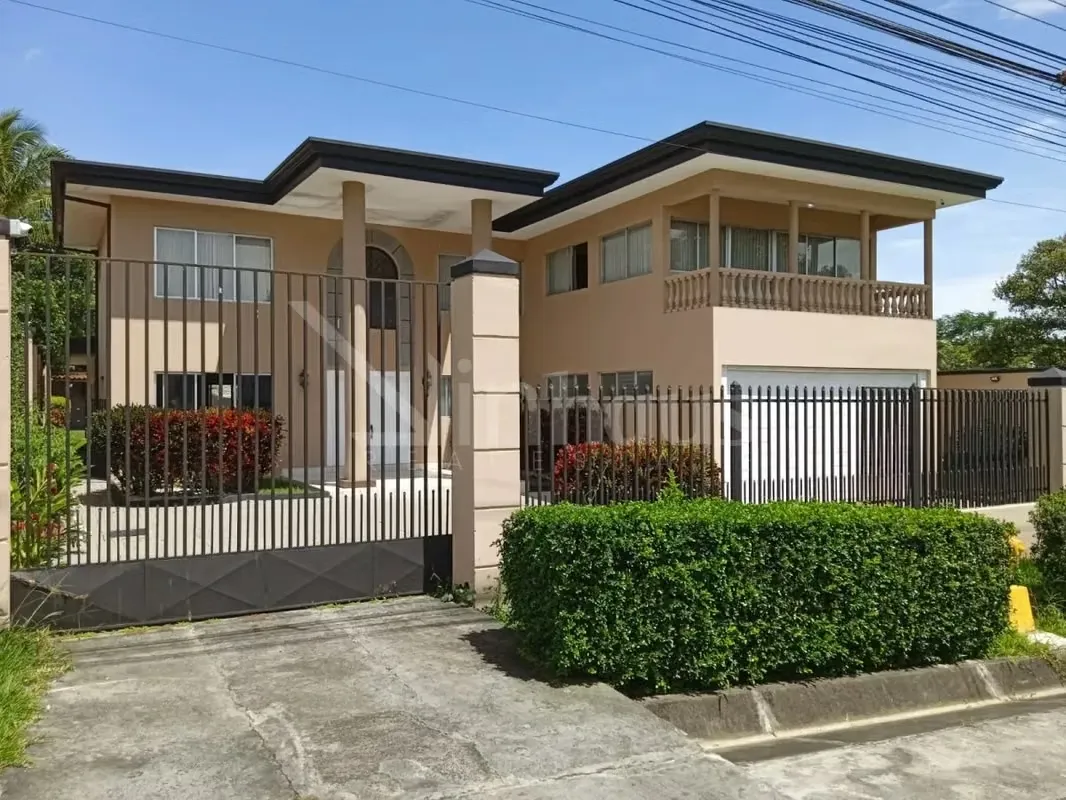 Casa en venta en Ciudad Colón