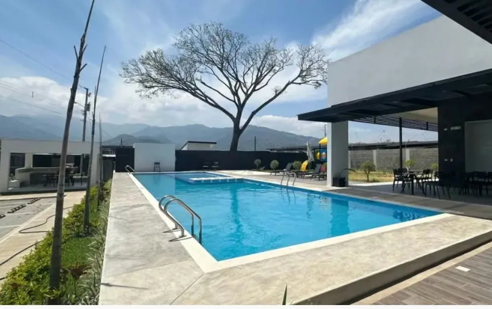 Casa en Lindora para Inversión o Vivienda | 2 hab | Jadin (7% ROI)
