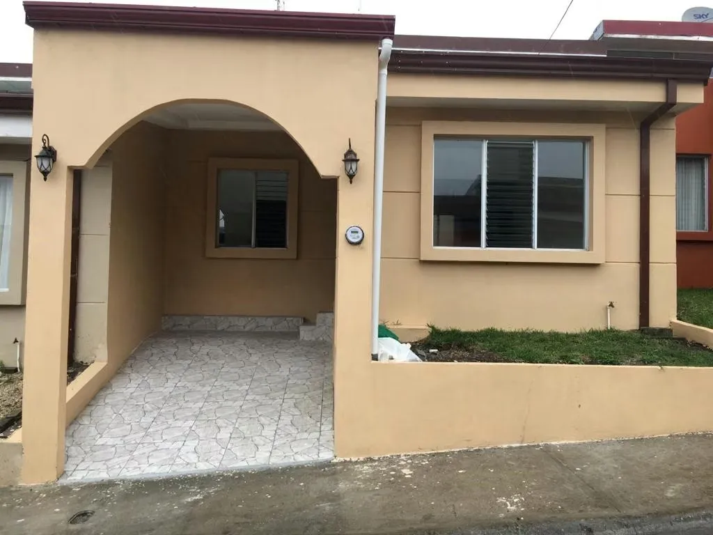 Alquiler Preciosa Casa en Condominio en Cartago Central Agua Caliente, Seguro y Céntrica