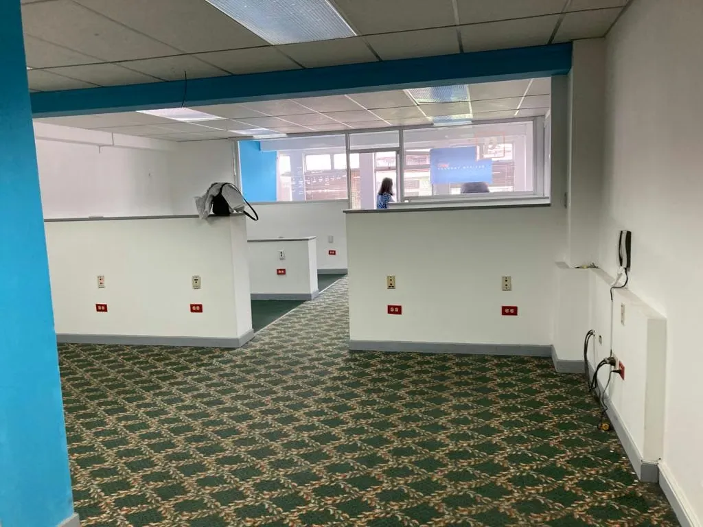 Venta edificio oficinas Amón 385m2 a $560.000 (OF-827)