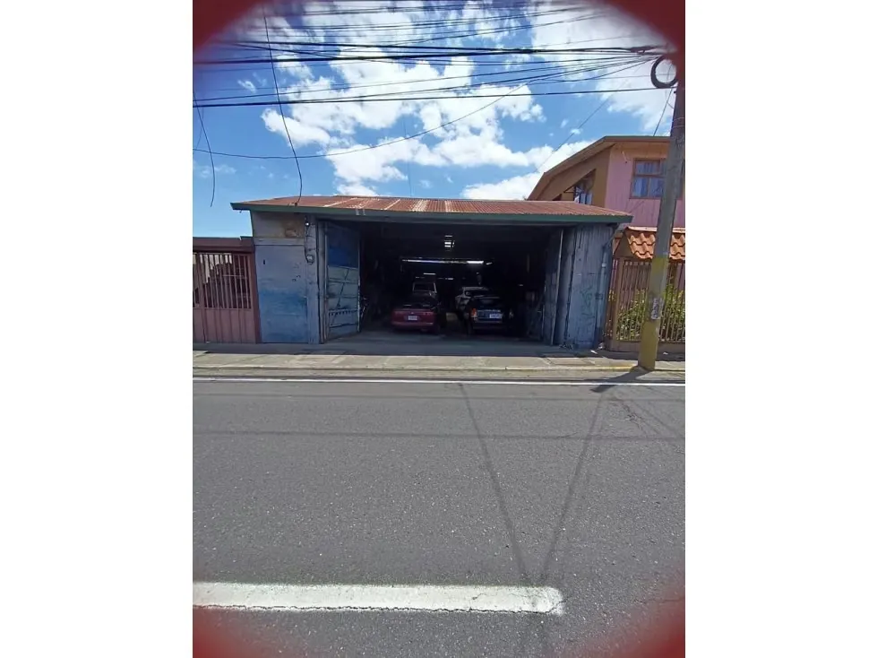 VENTA DE TALLER, MORAVIA CENTRO 4201 (GC)
