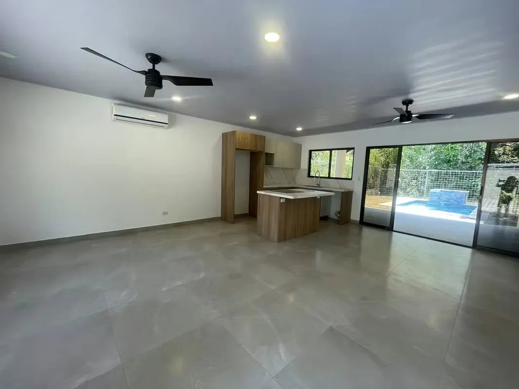 Casa  playa Hermosa , Precio con traspaso y gastos legales incluido !!