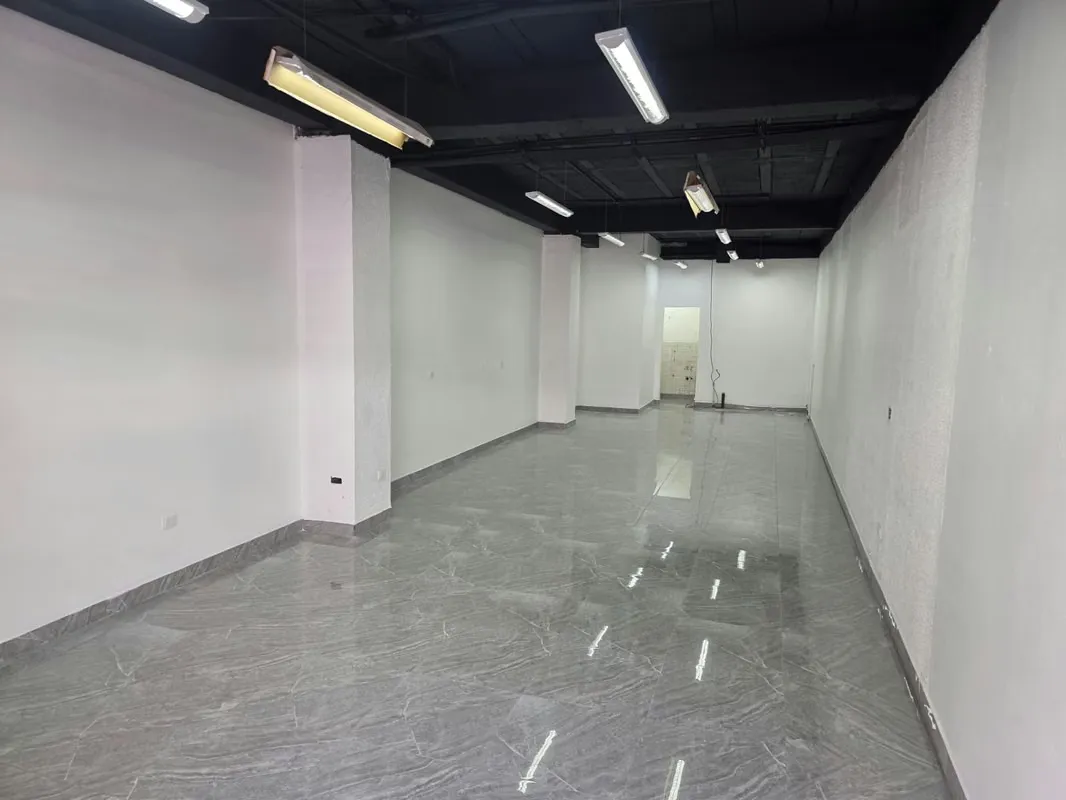 Recently remodeled commercial space in a prime high-traffic location on a main avenue, directly across from the Calle Blancos bus stops.